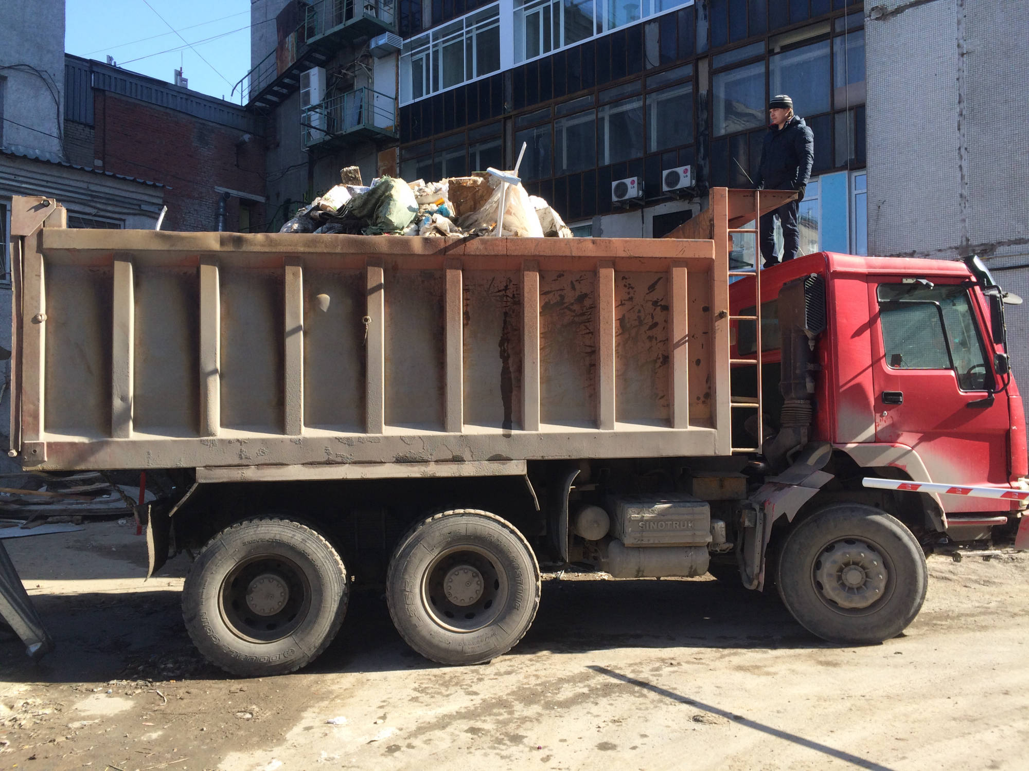Вывоз мусора Хово в Екатеринбурге