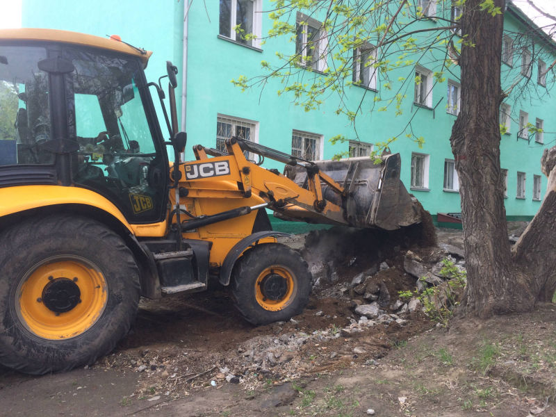 Демонтаж отмоски и вывоз строительного мусора в Екатеринбурге